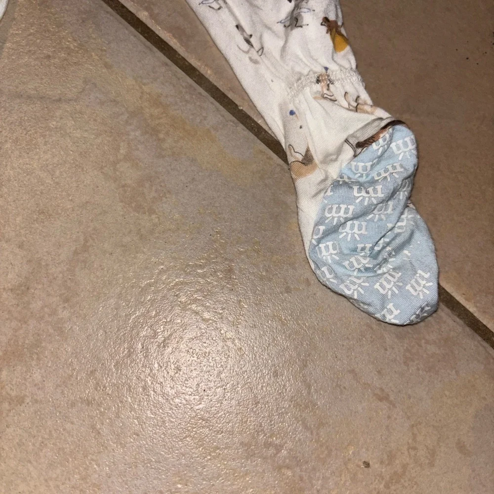 Like New Magnetic Me White Animal Print Footie - Picture 11 of 11